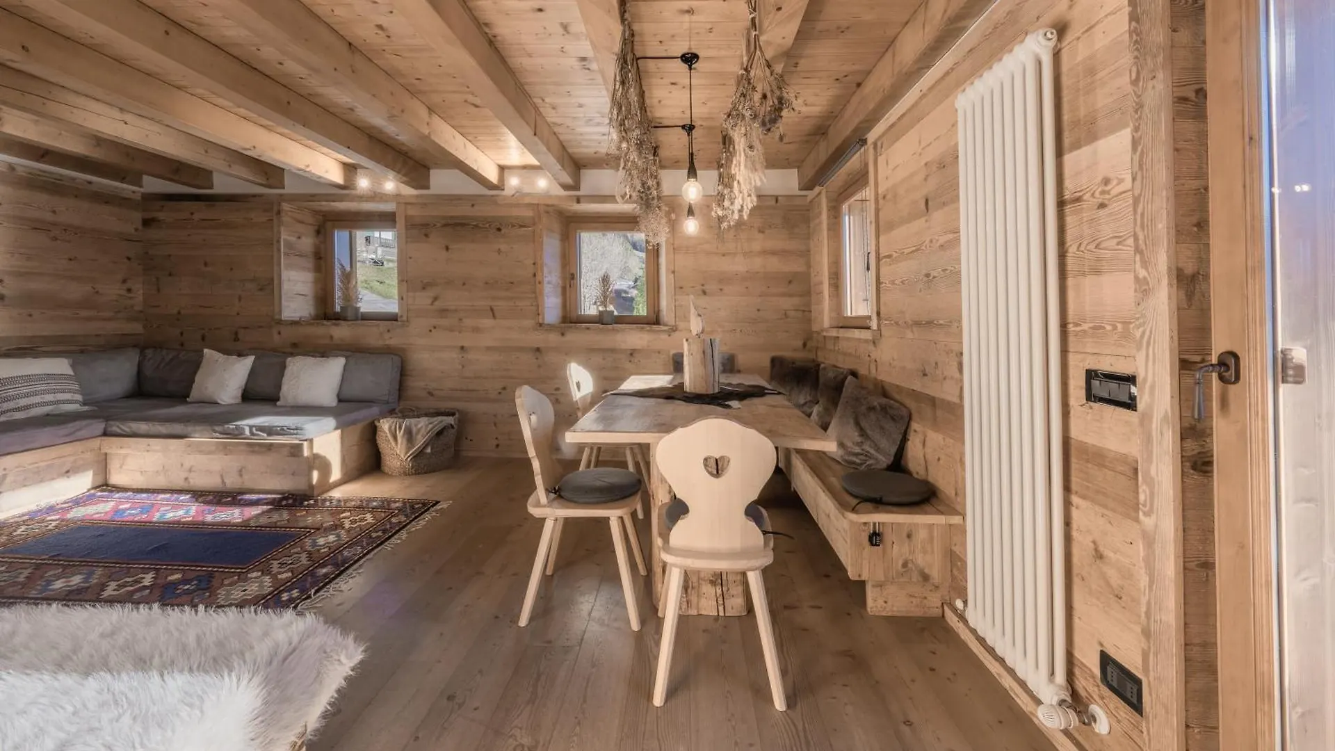 Apartment Nevesole Chalet - Charming Flat Near Dolomiti Ski Slopes San Vito di Cadore